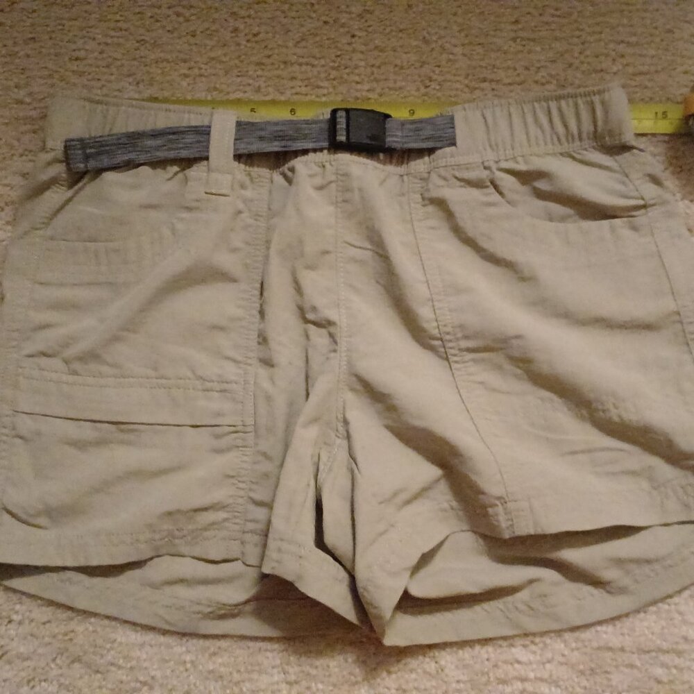 Northface belted hiking shorts